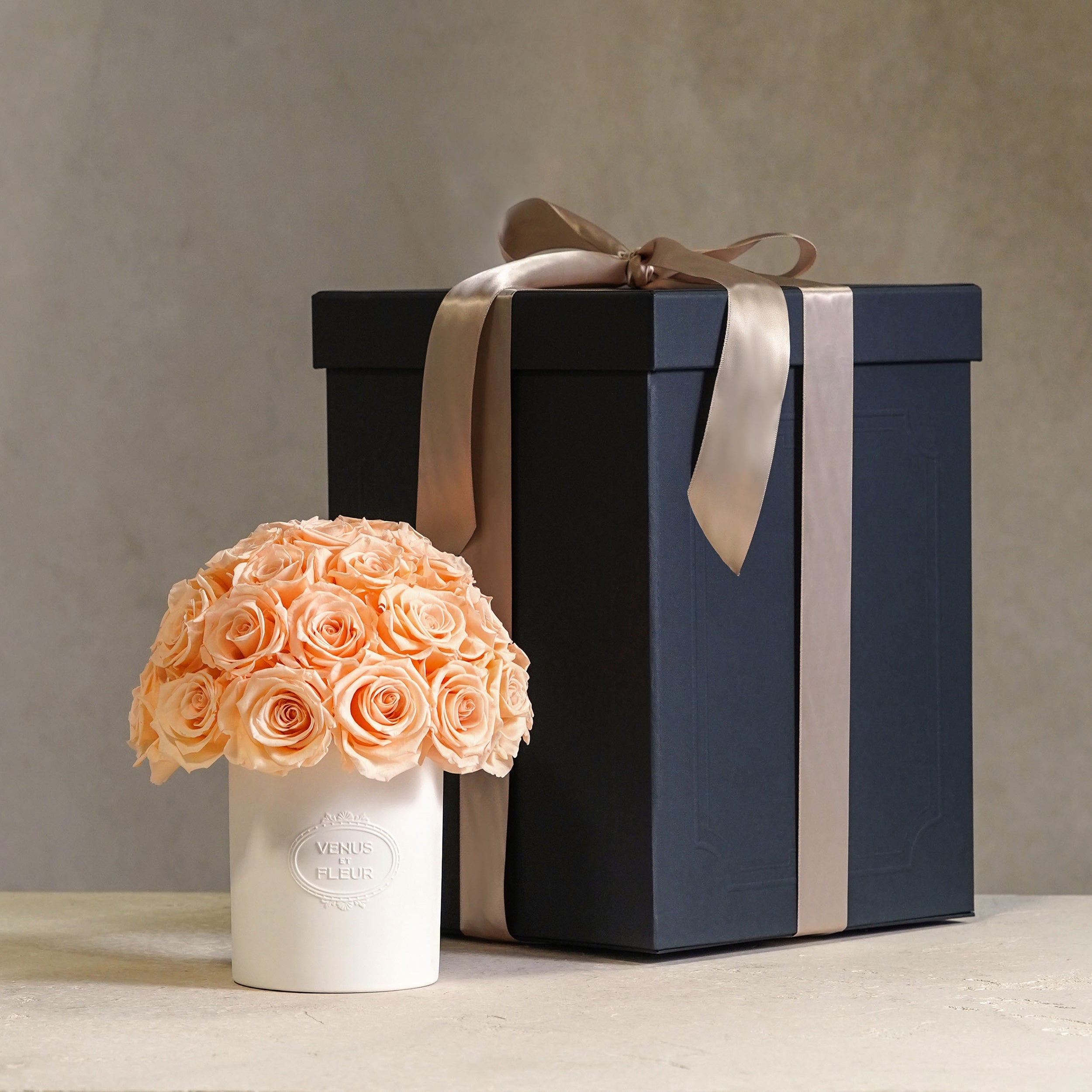 Fleura Porcelain Vase