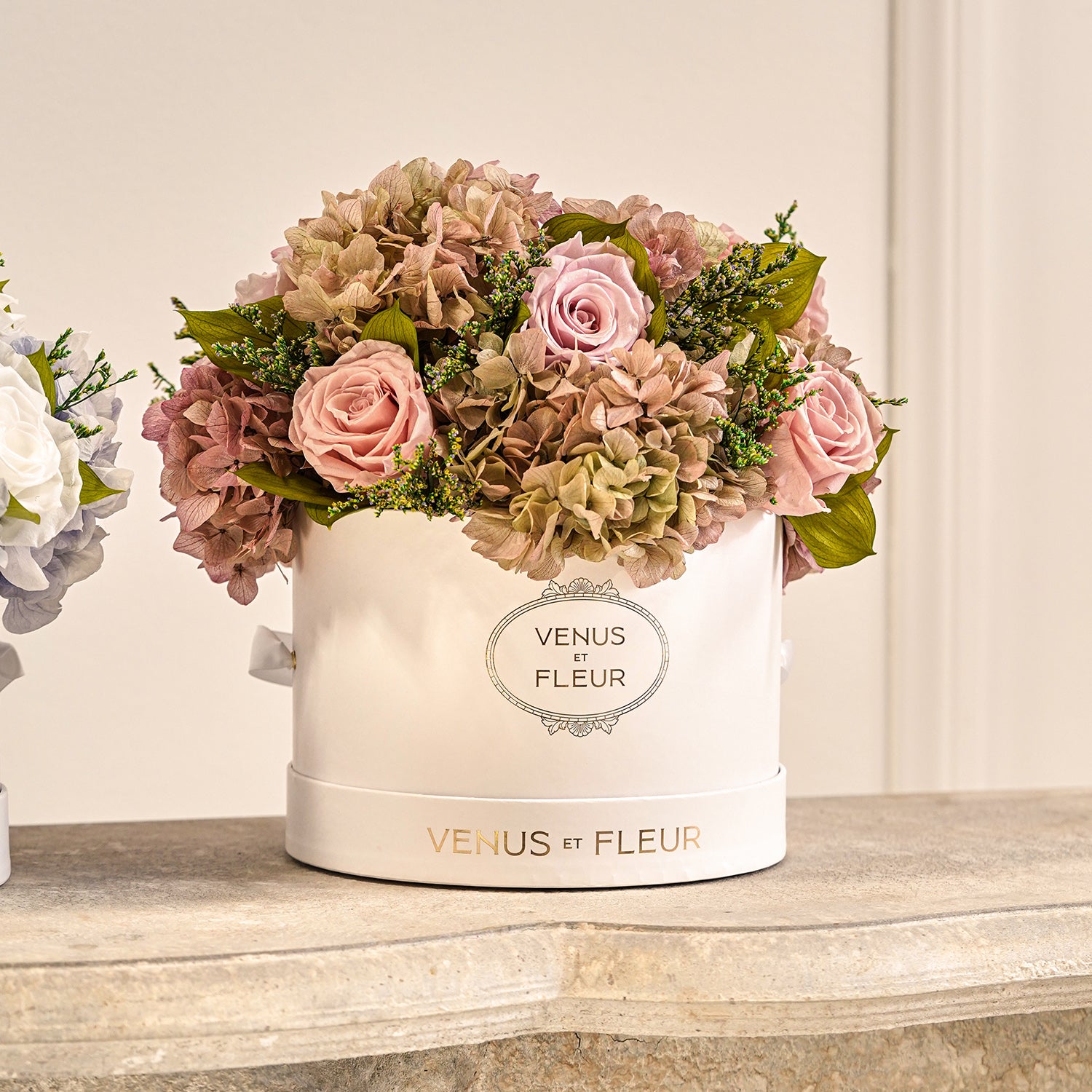 Small Round Roses & Hydrangeas